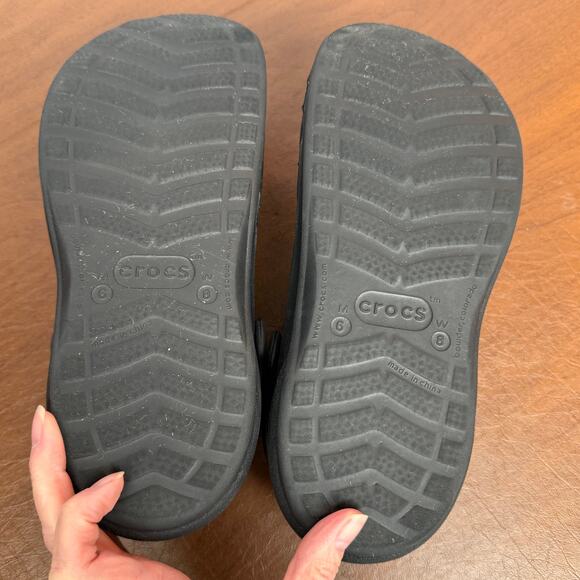 Classic Black Crocs Clogs Size M6 W9 Unisex | Comfortable Work or Casual Shoes - Picture 3 of 5